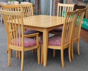wooden dinning set